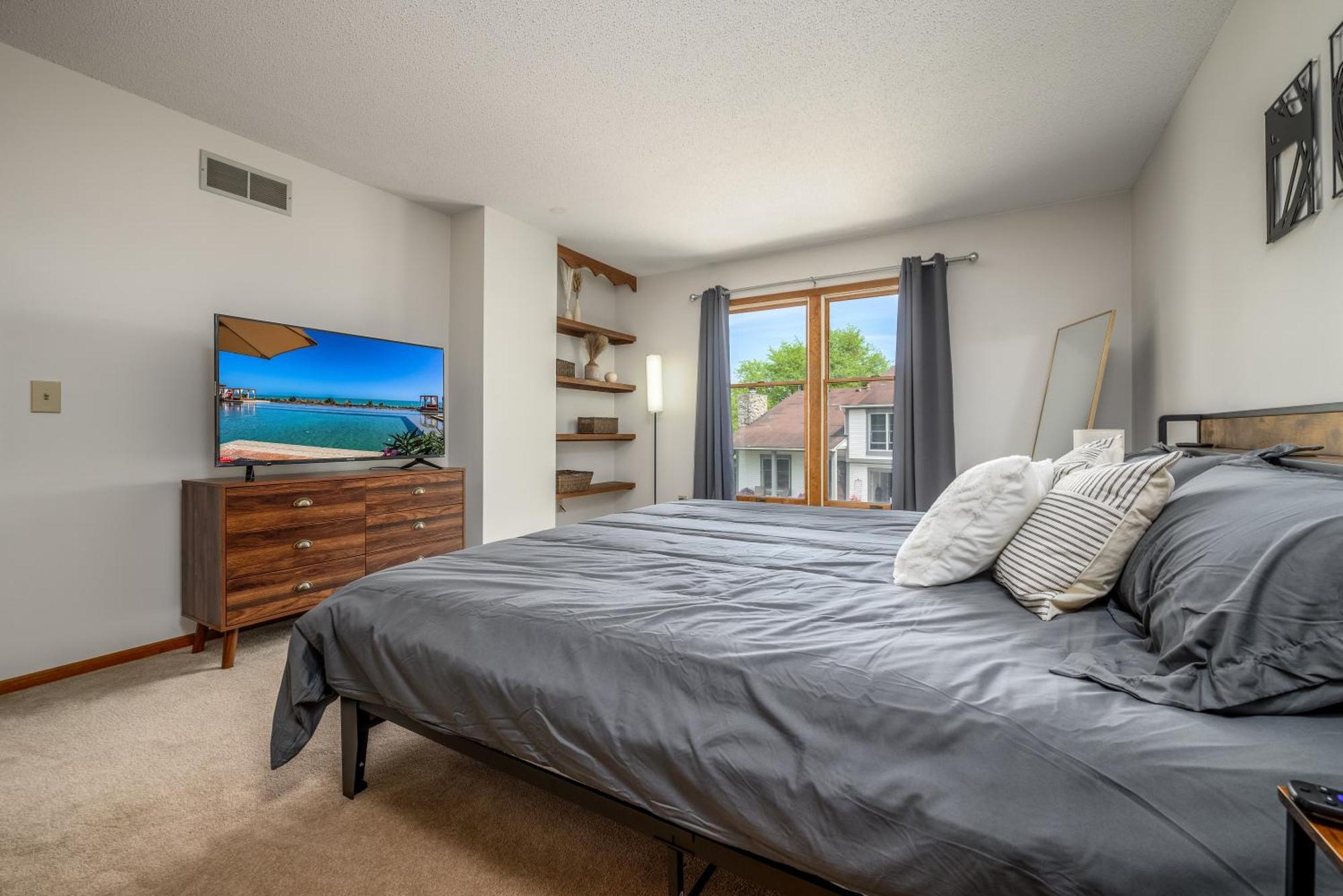 Family Friendly And Quite 2 Bedroom Condo Close To Fun Fort Wayne Kültér fotó